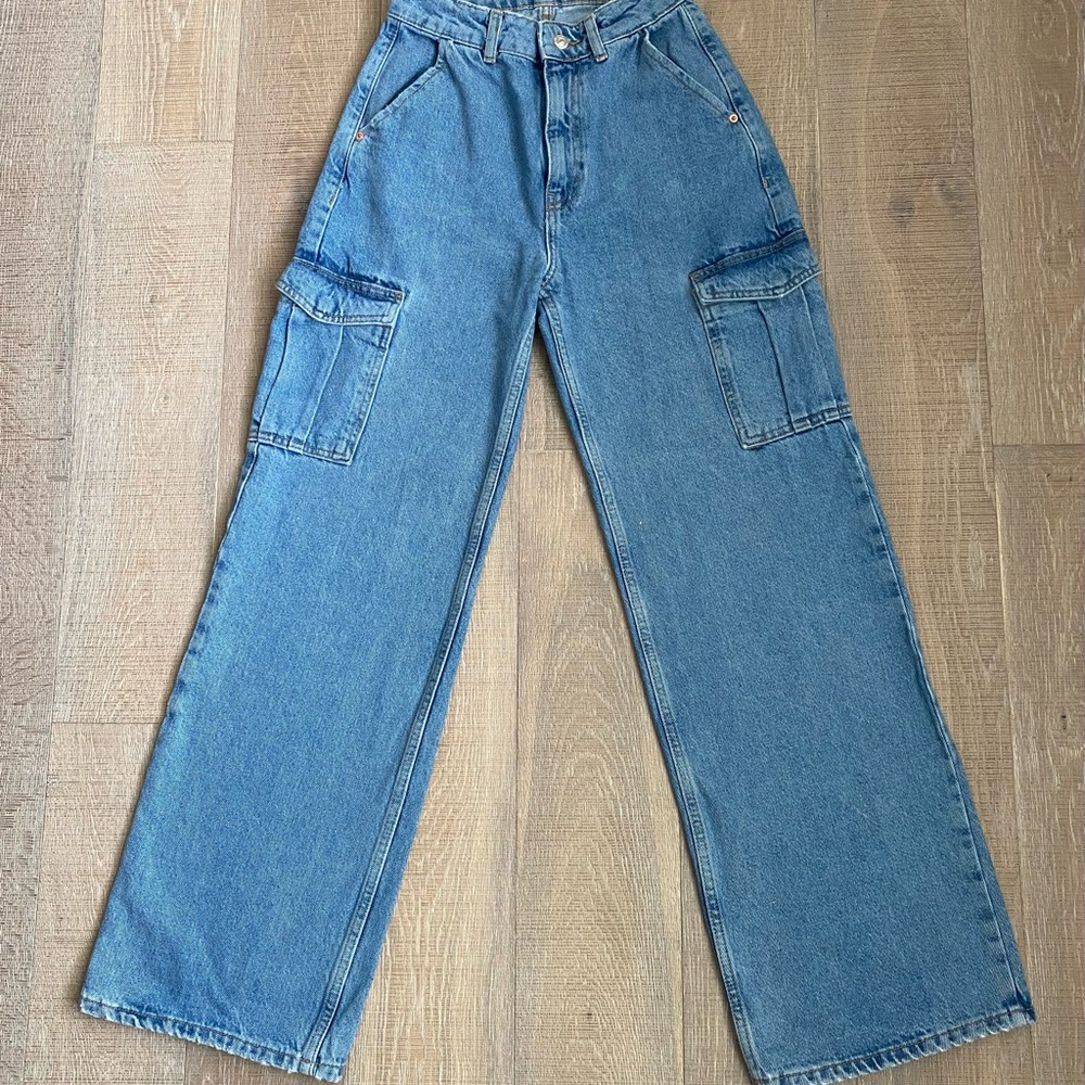 Zara High Rise Cargo Jeans